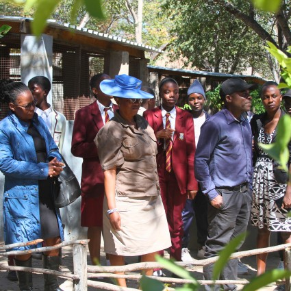 Gobelo-Farm-Tour-ATH-Students15.jpg