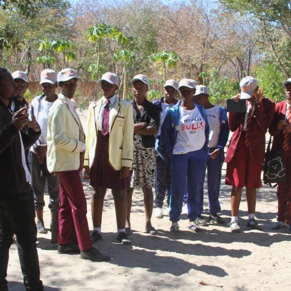 Gobelo-Farm-Tour-ATH-Students17.jpg