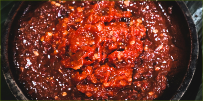 Fresh herb tomato relish